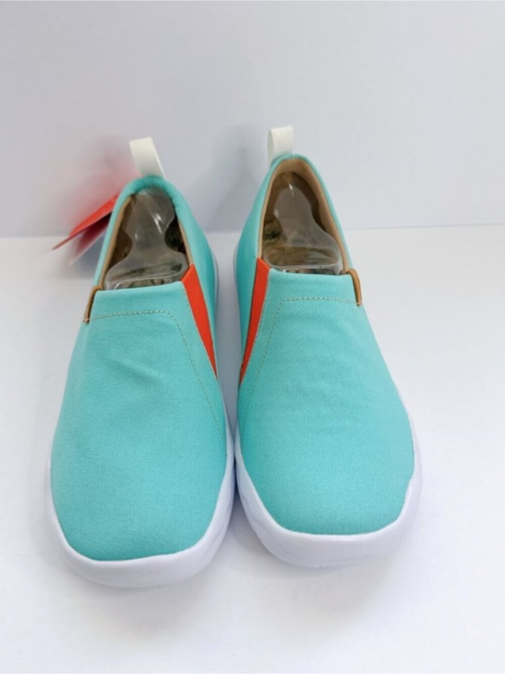 NWT UIN Toledo Women’s Size 8.5 Aqua Canvas Slip On Shoes Lightweight Flats